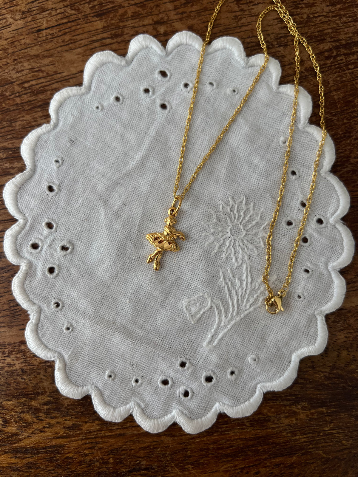Ballerina necklace