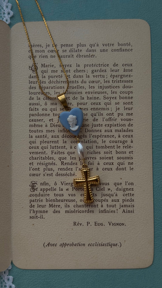 Sunday in blue necklace