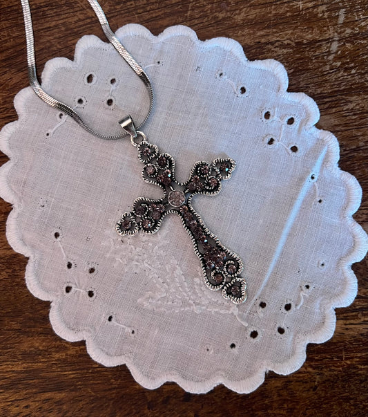 The Silent Prayer necklace