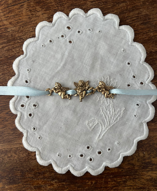 Cherub Symphony choker