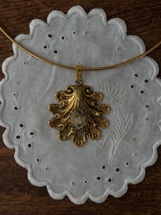 Antique Rose