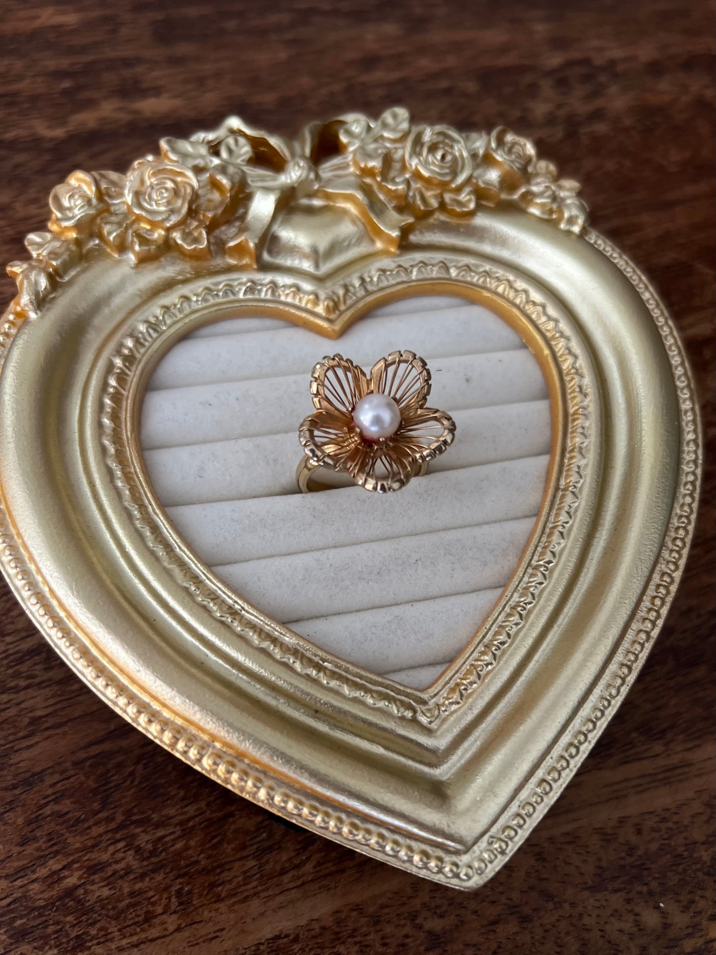 Vintage flower ring