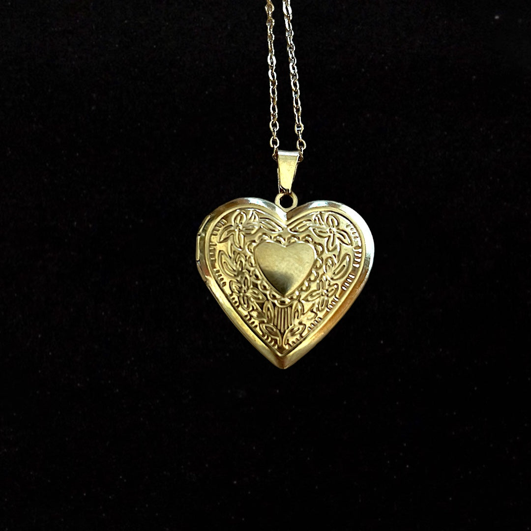 Virgin Mary Heart locket