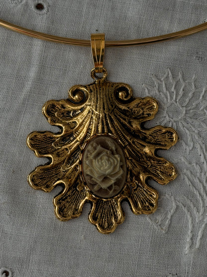Antique Rose
