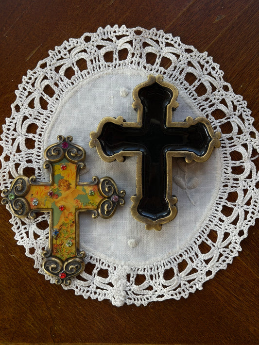 Cross trinket box