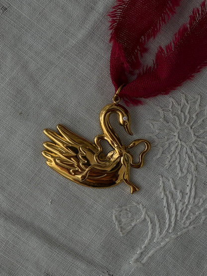 Swan Song necklace
