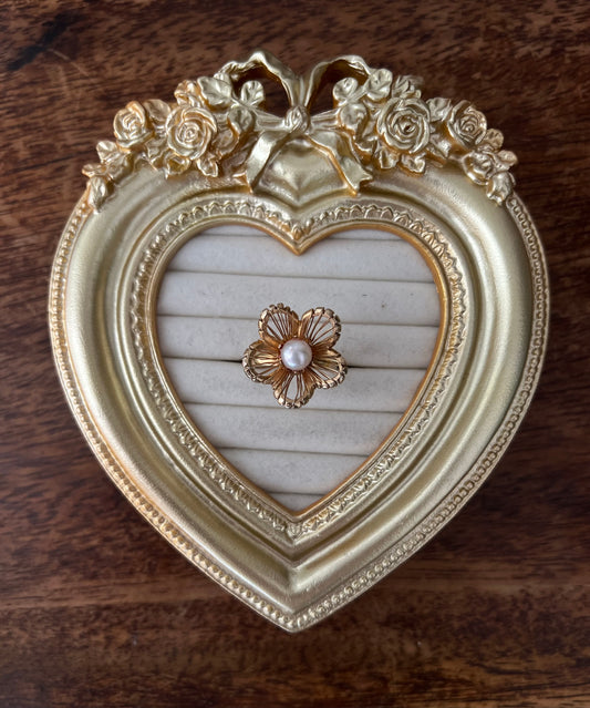 Vintage flower ring