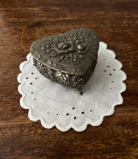 heart trinket box