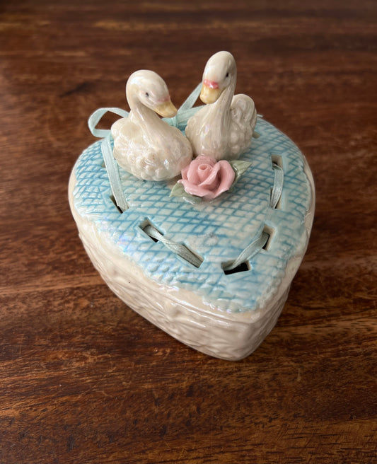 Vintage Swan trinket