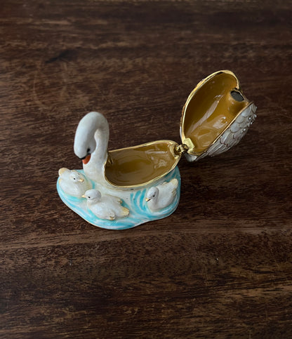 Swan trinket box