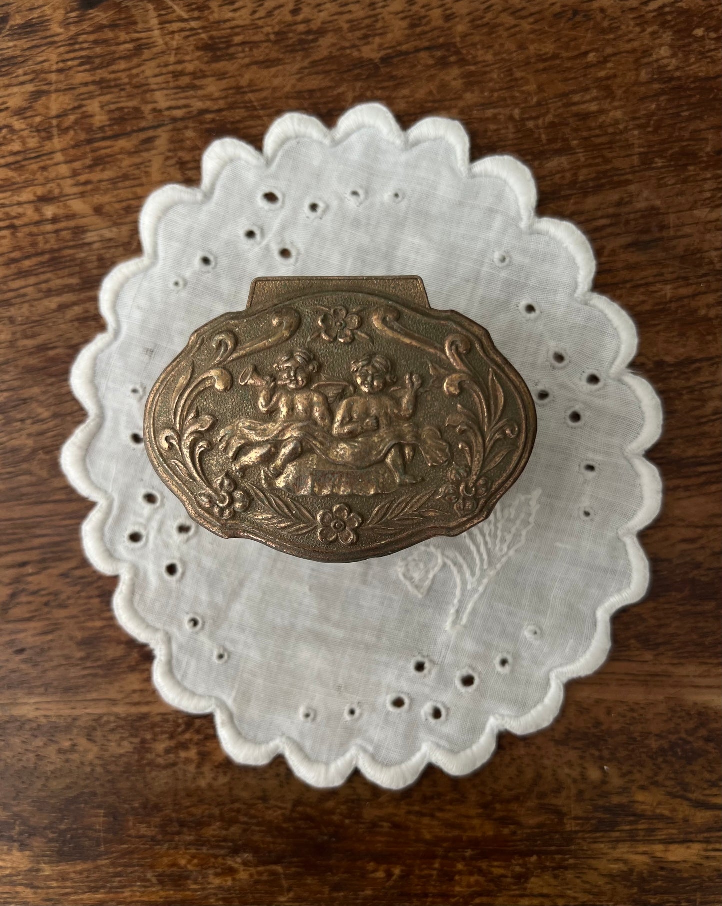 Cherub trinket box
