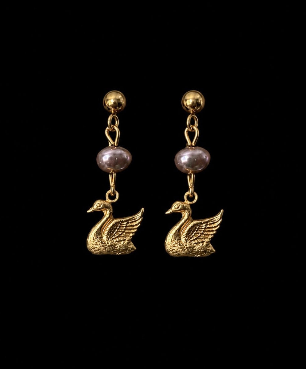 Darling Swan earrings