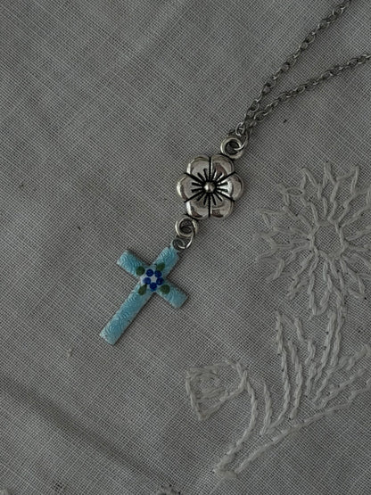 Forget me not necklace