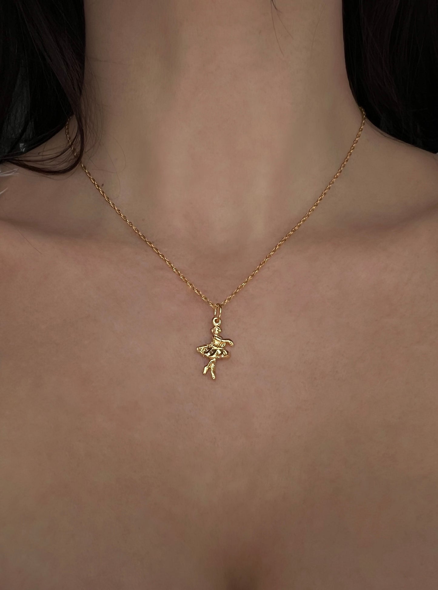 Ballerina necklace