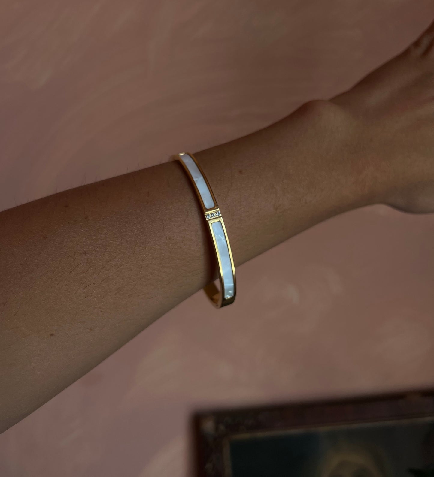 Golden Shell Bangle