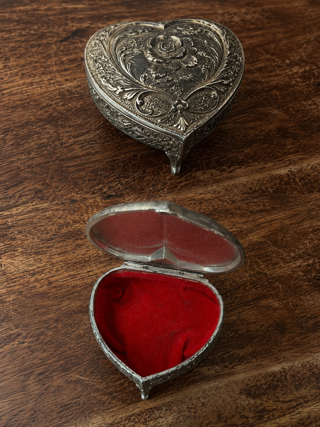 Heart jewelry box