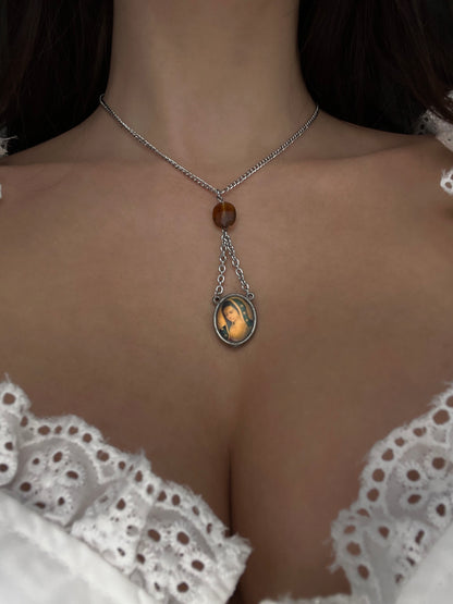 Holy glow necklace