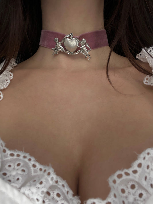 Velvet Eden choker
