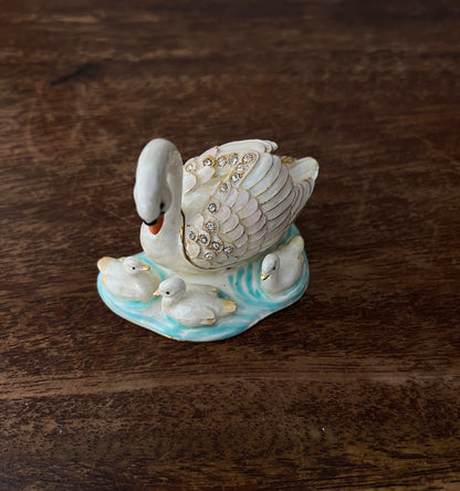 Swan trinket box