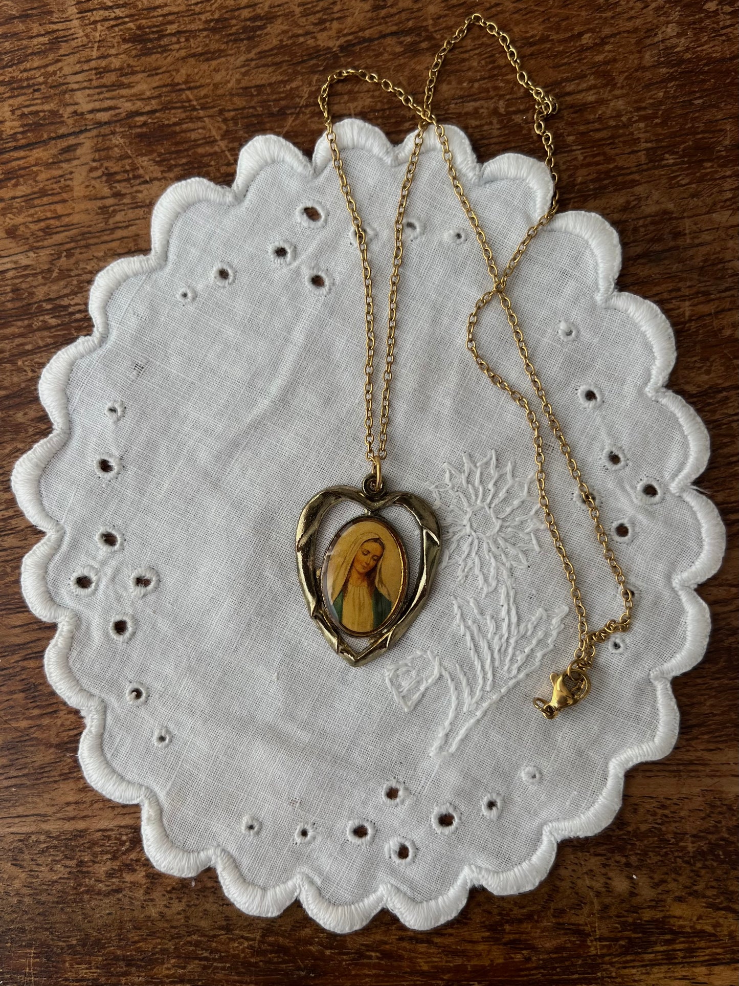 Virgin Mary heart pendant