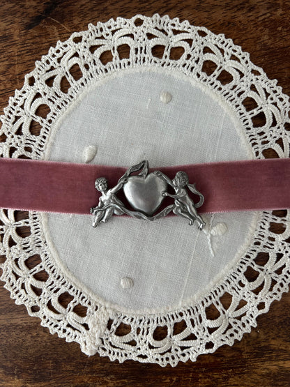 Velvet Eden choker