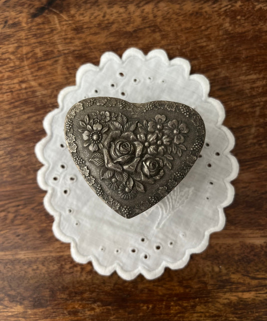heart trinket box
