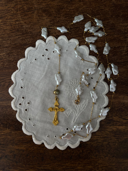 Olive Chapel waist chain