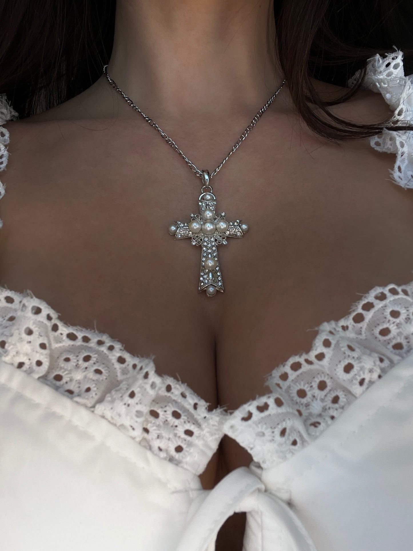 Heavenly Pearl Cross